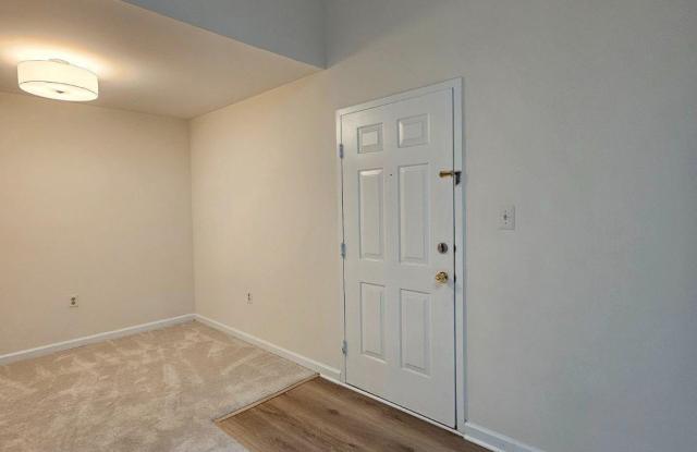7705 LEXTON Place Gallery 2