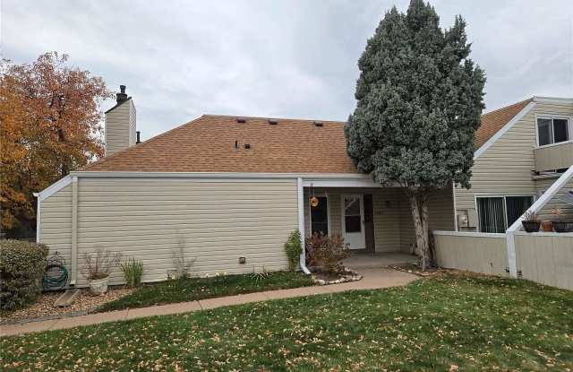 13605 E Yale photos photos