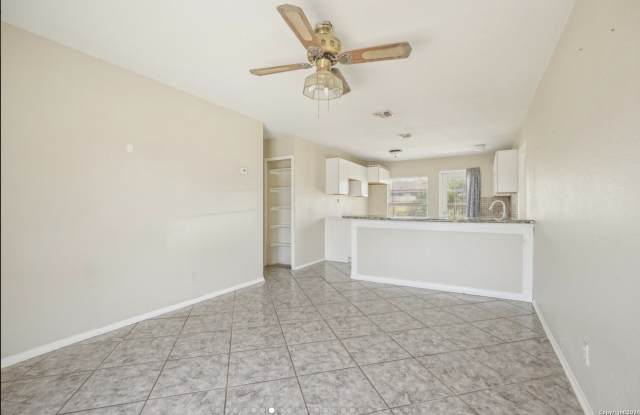 5301 CASTLE CV Gallery 4