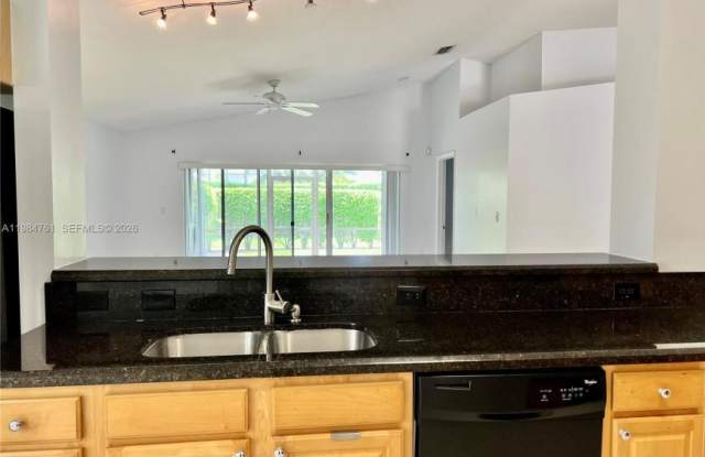 11854 SW 8th St # 0 photos photos