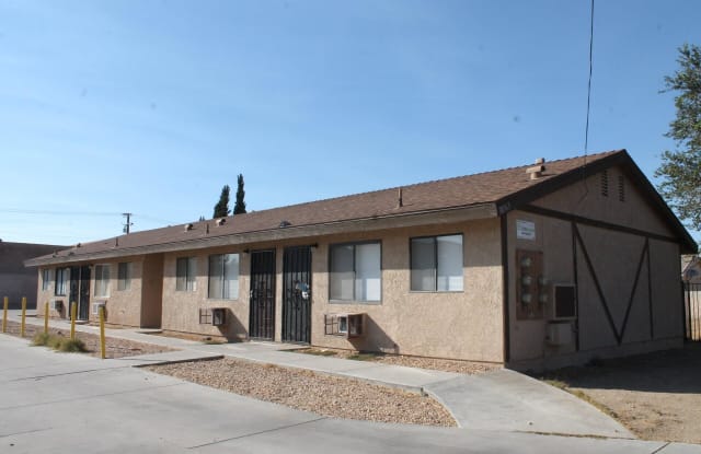 38563 E 10th Place - 38563 10th Pl E, Palmdale, CA 93550
