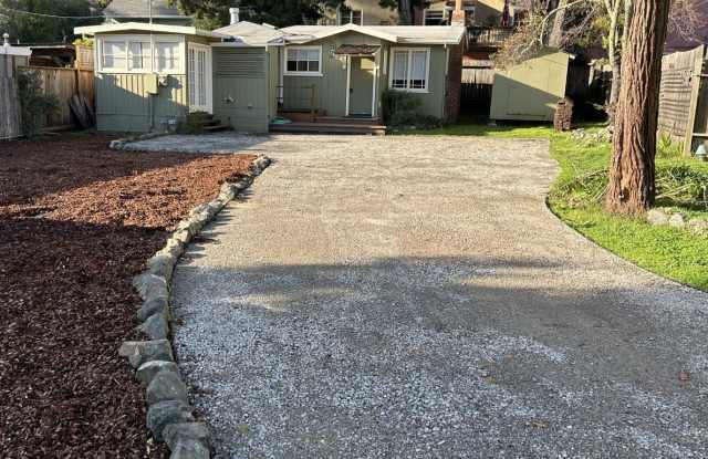 Serene Country Setting - 1 Bedroom, 1 Bath Home - 153 Park Street, San Rafael, CA 94901