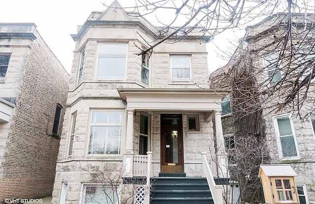 1231 W Addison St photos photos