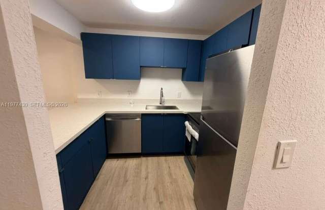 5911 Washington St photos photos