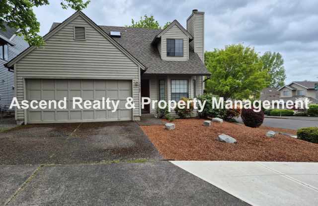 Ready Immediately Summer Lake 3 Bed on Corner Lot, Fenced Yard, Primary Bed on Main Level 1 Small Pet OK photos photos