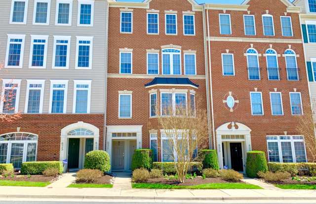 Updated 3 BR/2.5 BA Townhome in Gaithersburg! - 629 Kingfisher Avenue, Gaithersburg, MD 20877