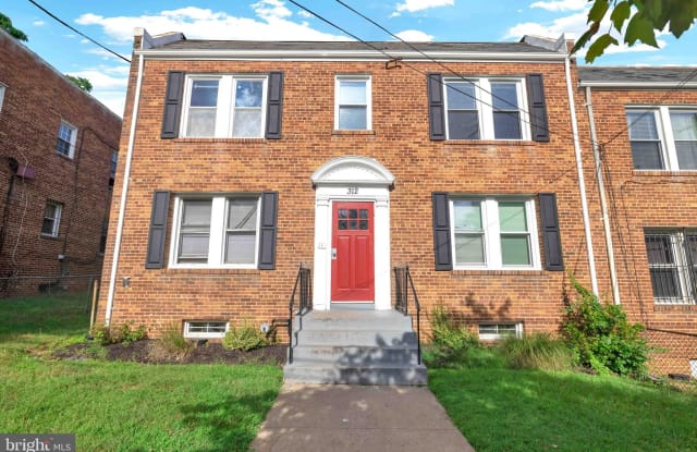 312 34TH STREET SE - 312 34th Street SE, Washington, DC 20019