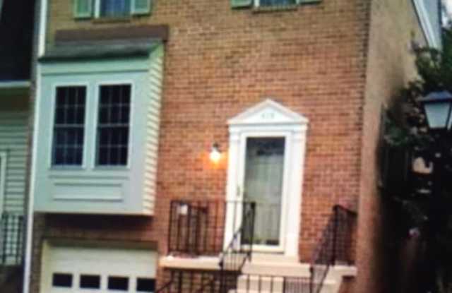 613 SUFFIELD DRIVE photos photos
