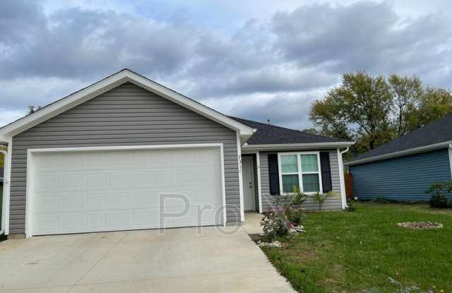 731 N Oak St photos photos