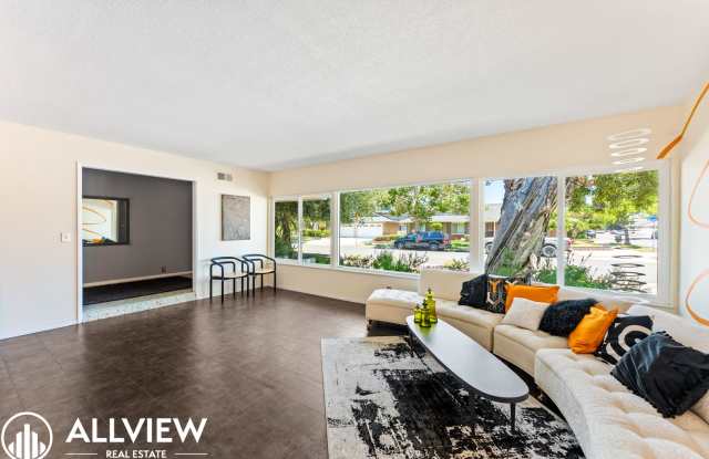 Exquisite 4 Bed 2.5 Bath Home in Orange! - 784 South Lowry Street, Orange, CA 92869