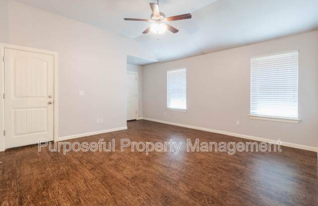 4329 Edinburg Way Gallery 4