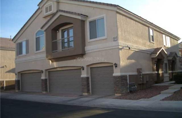2 bed/2 bath condo in Aliante Gallery 1