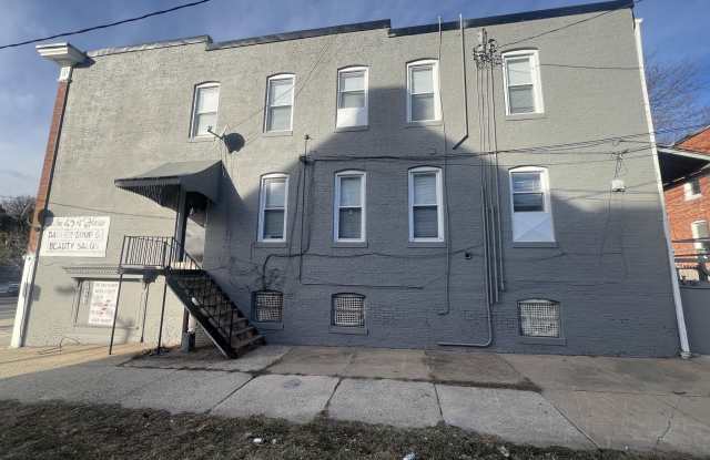 4303 YORK Road unit: 3 photos photos