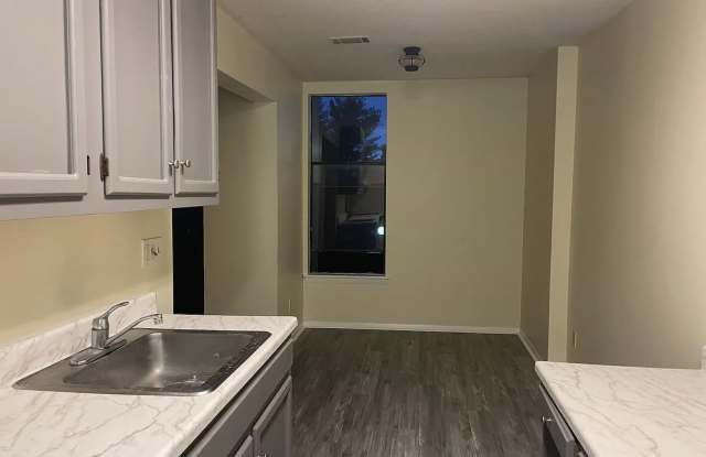 52 Shrewsbury Green Drive photos photos