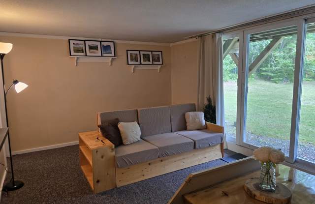 869 Upper Mad River Road Gallery 2