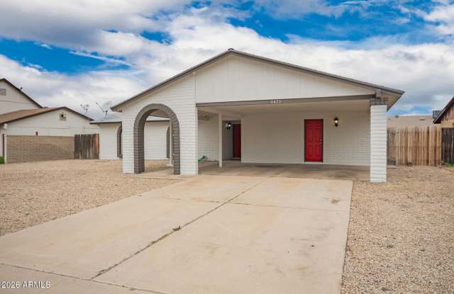 6428 W SUNNYSLOPE Lane Gallery 3