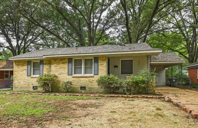 Updated 3 bed, 1.5 bath near U of M. - 1277 Wedgewood Street, Memphis, TN 38111