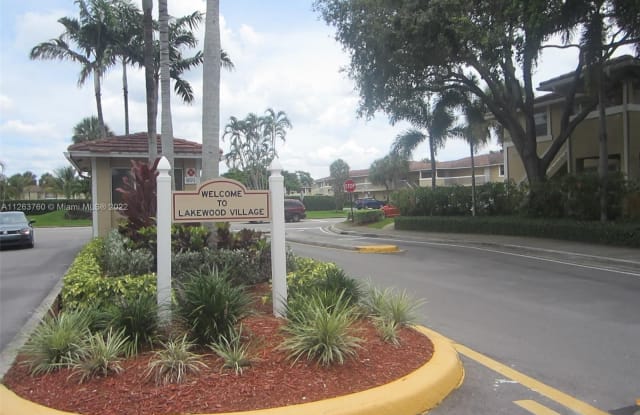 1001 Twin Lakes Dr - 1001 Twin Lakes Dr, Coral Springs, FL 33071