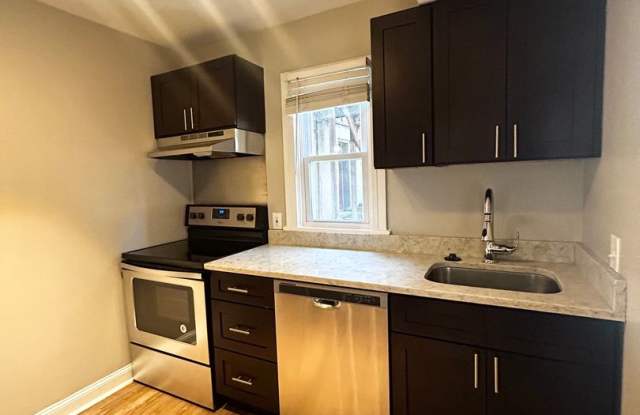 Franklin Court Apartments photos photos