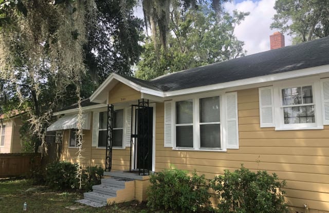 7120 LUCKY DR - 7120 Lucky Drive West, Jacksonville, FL 32208