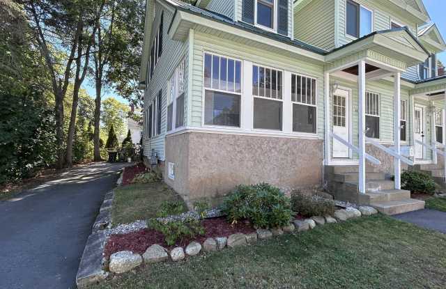 18 Mitchell Place - 18 Mitchell Place, Laconia, NH 03246