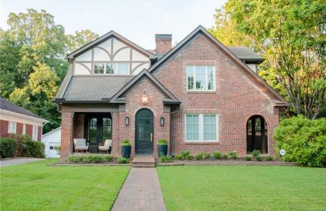 1300 N Morningside Drive NE photos photos