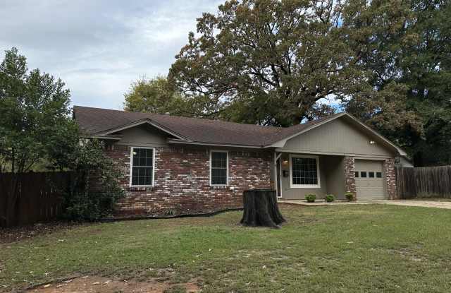 3811 Elizabeth Street - 3811 Elizabeth Street, Texarkana, TX 75503