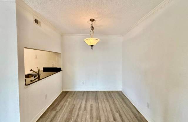 3311 Haviland Ct Apt 204 Gallery 3