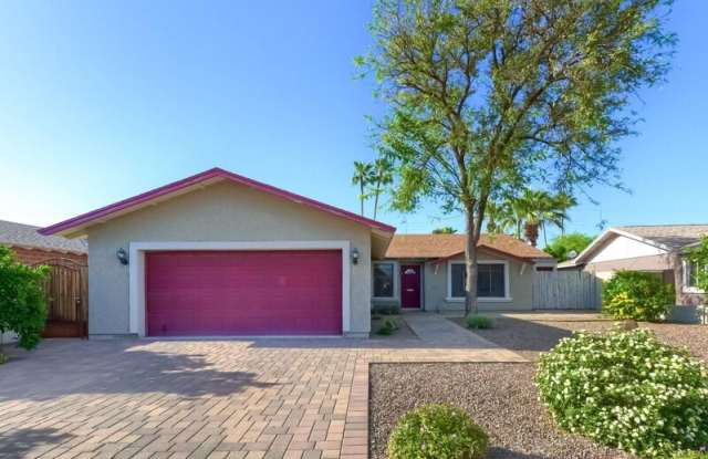8726 East Bonnie Rose Avenue - 8726 East Bonnie Rose Avenue, Scottsdale, AZ 85250