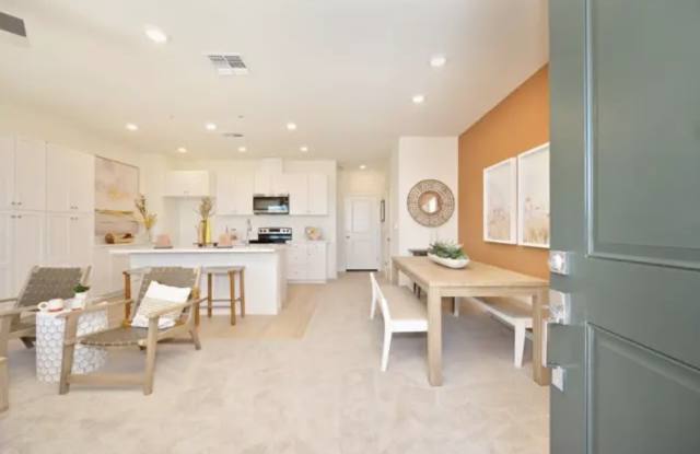 1733 Grand Breeze Ln Gallery 4