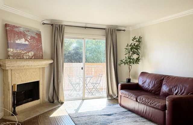 Pet-Friendly Long Beach Gem with Parking photos photos