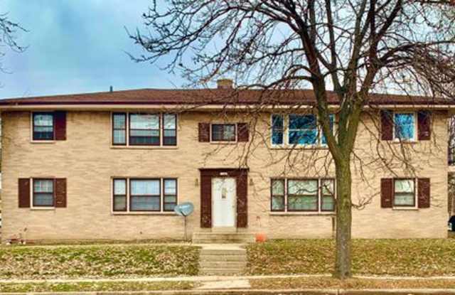 10827 W Grant St Apt. 2 - 10827 West Grant Street, West Allis, WI 53227