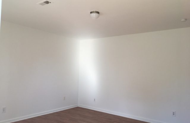 Coming soon!! 3 Bedroom 2 Bath!! Gallery 3