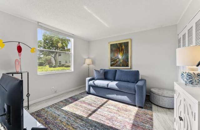 6650 S Oriole Boulevard photos photos