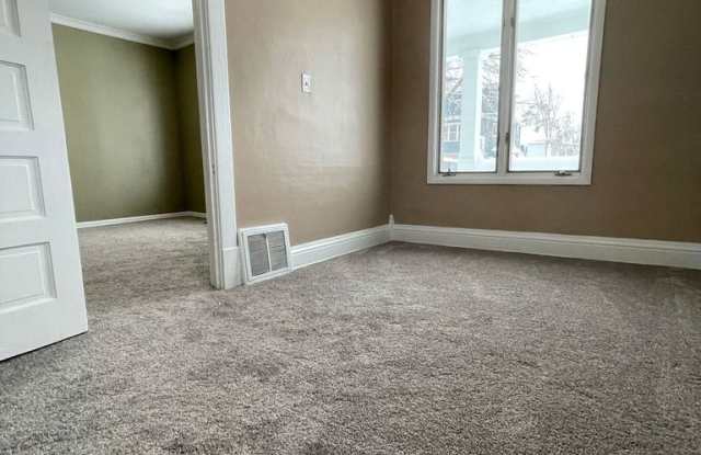 25 2nd St Nw photos photos