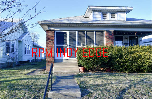 Charming 1 Bedroom 1 Bath On East Side - Available Now!! - 4814 East 10th Street, Indianapolis, IN 46201