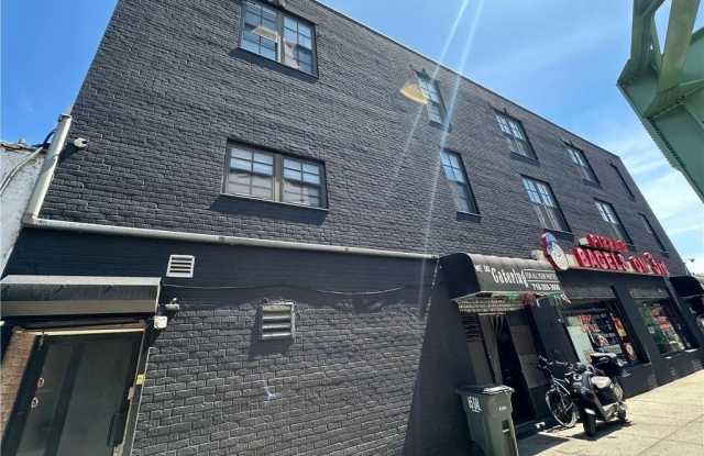663 3rd Avenue Gallery 3