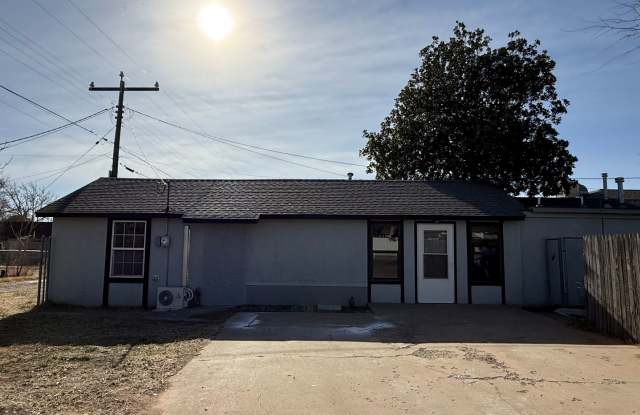 Newly Remolded 2 Bed 1 Bath - 403 East 14th Street, Clovis, NM 88101