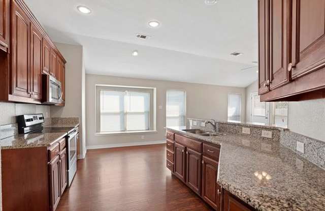 216 Spring Hollow Drive Gallery 3