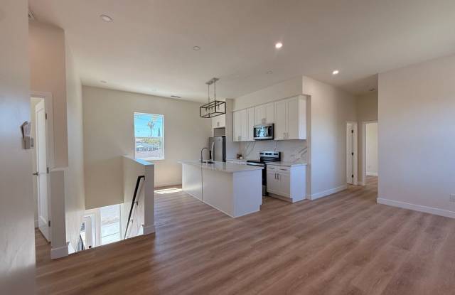 Built in 2026!! 4 Bed / 2 Bath Home on Ewing (Near Campus) Gallery 3