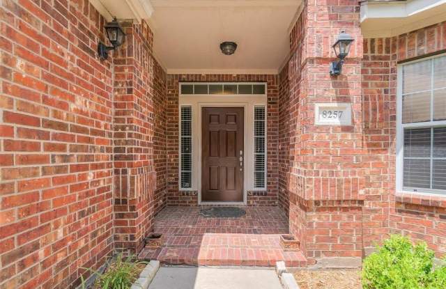 8257 Davis Drive Gallery 4