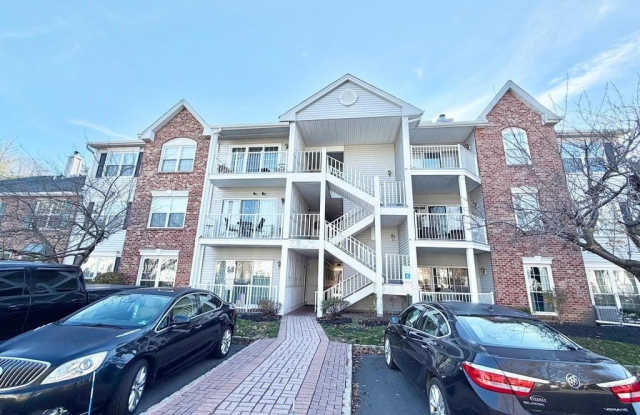 82 VERSAILLES COURT photos photos