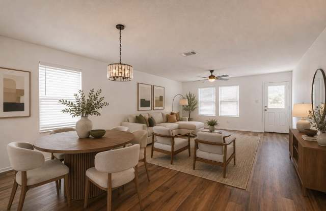 13727 Barn Door Gallery 4