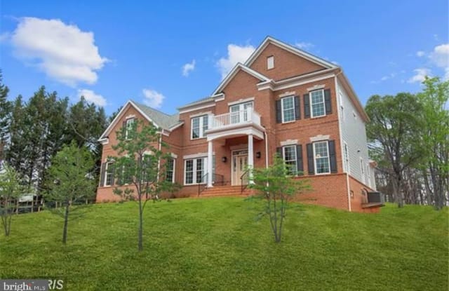 9320 OLD COURTHOUSE ROAD - 9320 Old Courthouse Road, Wolf Trap, VA 22182