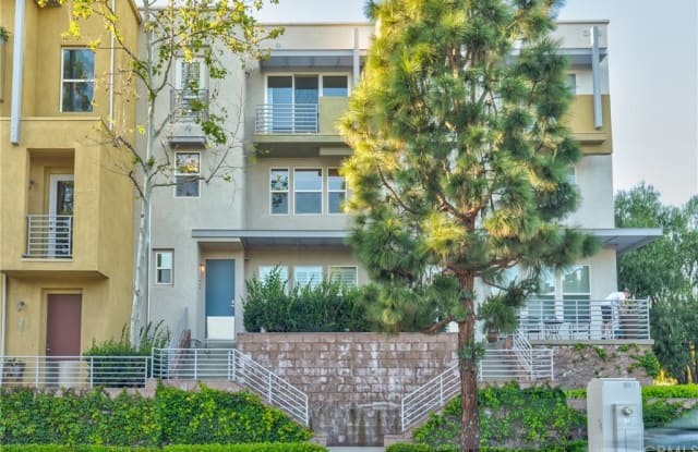 369 Memory Lane - 369 Memory Lane, Santa Ana, CA 92705