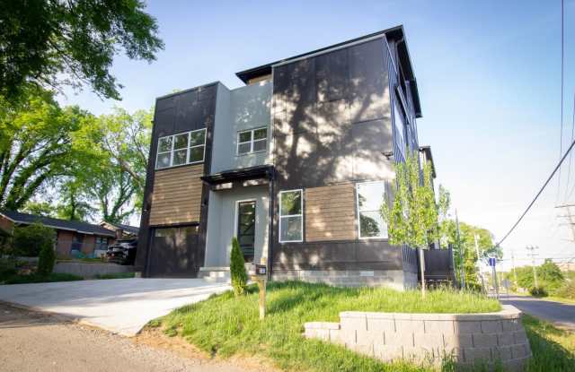 5 Bedroom Modern Architectural Beauty photos photos