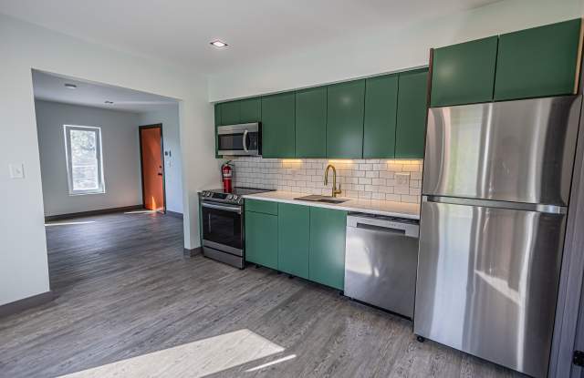 255 Washington St - 255 Washington Street, East Stroudsburg, PA 18301