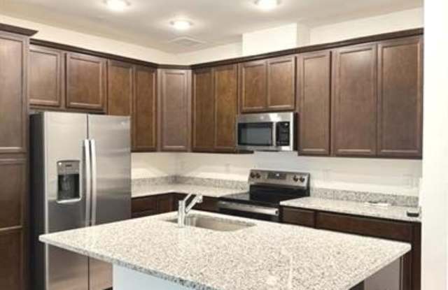 5024 LONGMIRE Way Gallery 4