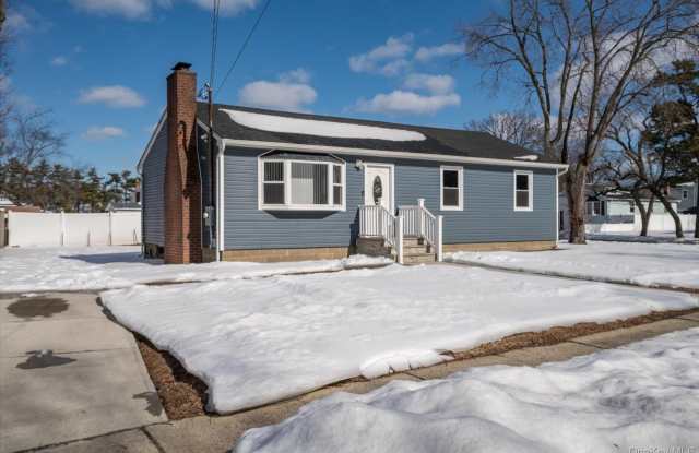 93 Garfield Boulevard unit: 93 photos photos