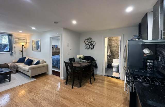 129 FRANKLIN ST photos photos